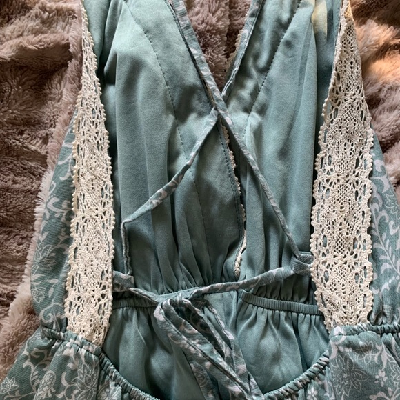 B-Sharp Open Back Romper - Picture 4 of 5